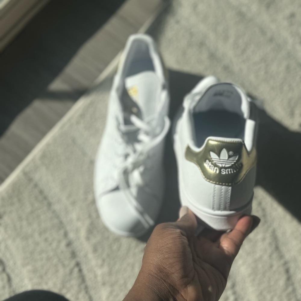 Adidas Stan Smith sneakers 🤍 (NEW WITH TAGS)